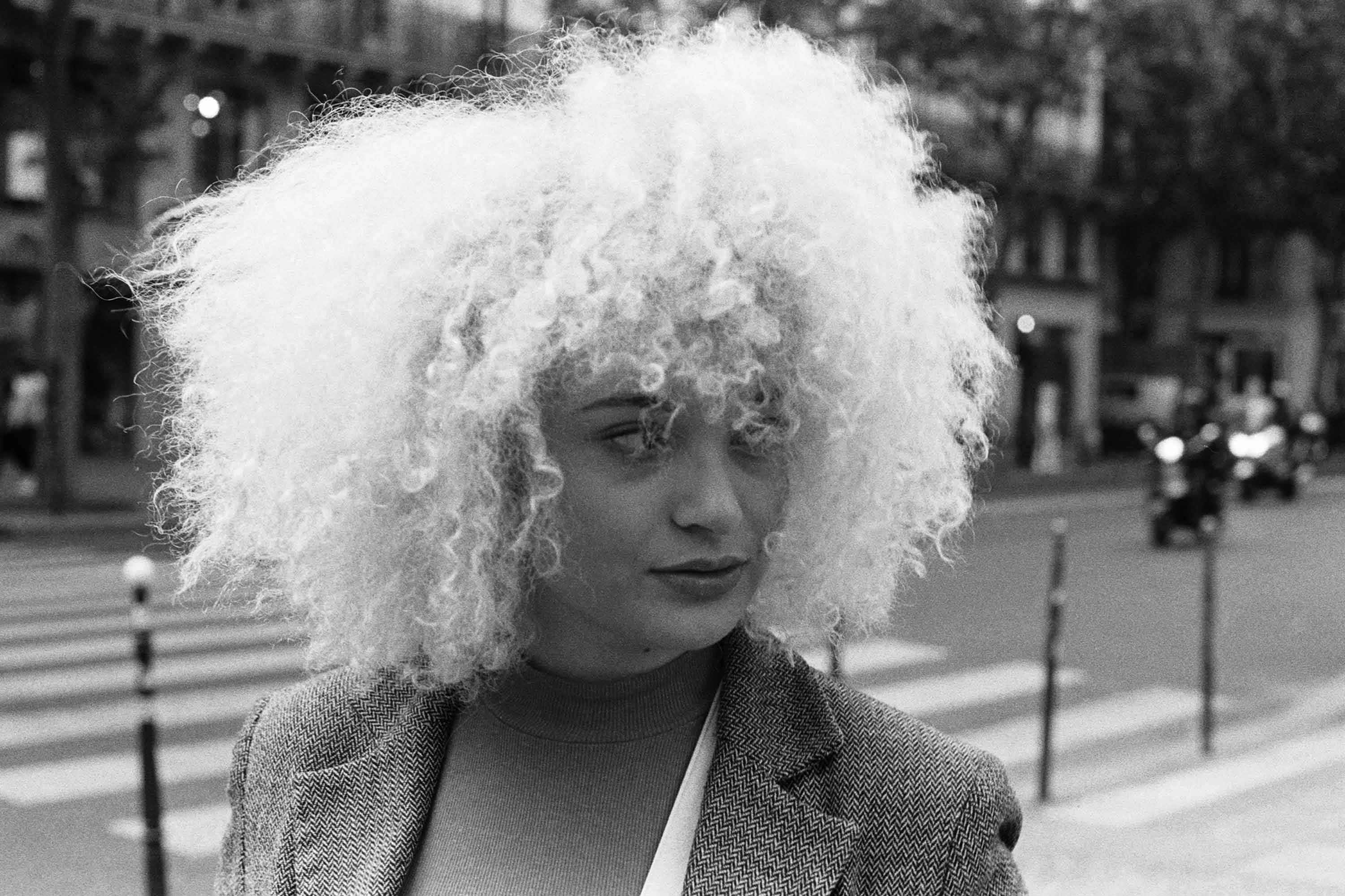 Photo of a woman in Paris
